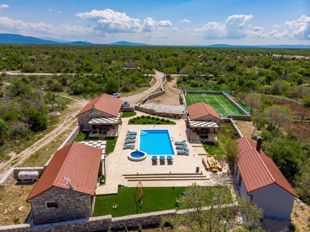 New! Promina Luxury Villa With 72Sqm Heated Pool, Jacuzzi, Infrared Sauna, Tennis Court, Media Room Bogatić Exterior foto